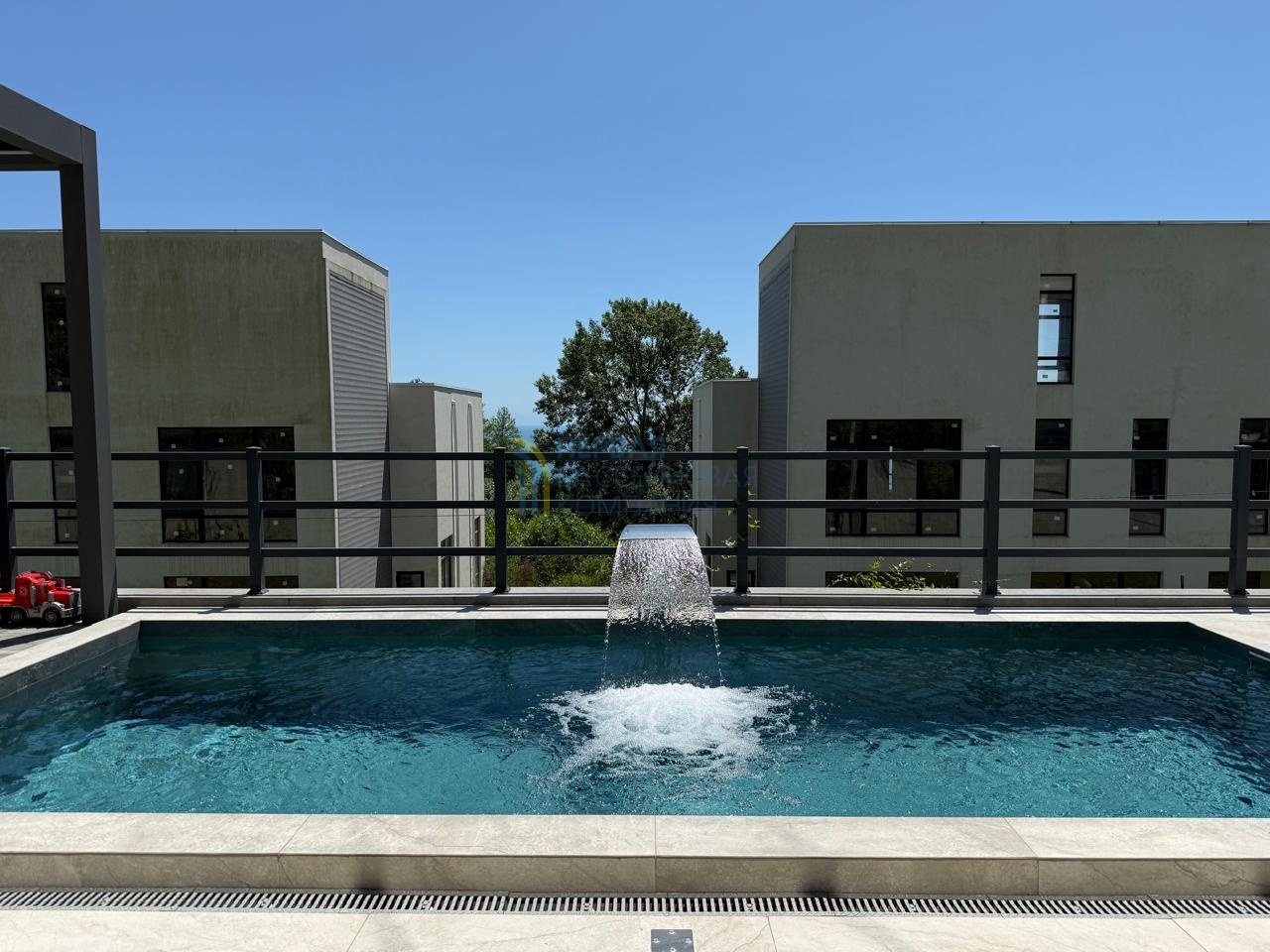 Бетонный бассейн, г. Сочи