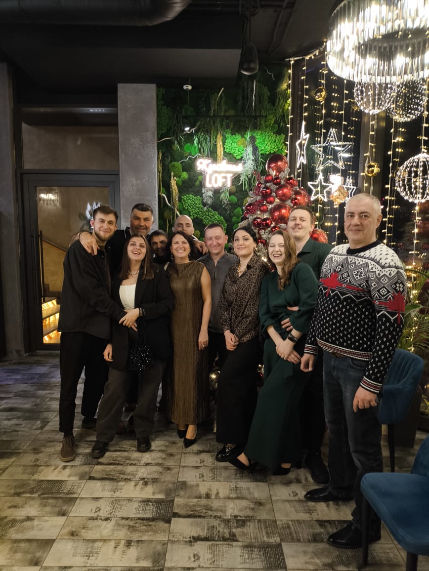 День Рождения Первой Бассейновой Компании!